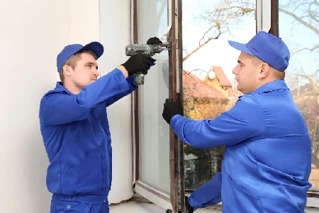 Residential Broken Glass Repair Solutions in Lake Magdalene, FL